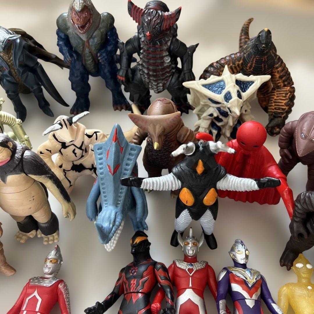ウルトラマン 戦士 怪獣 フィギュア 40体 以上 ゼット ゼロ トリガー 他