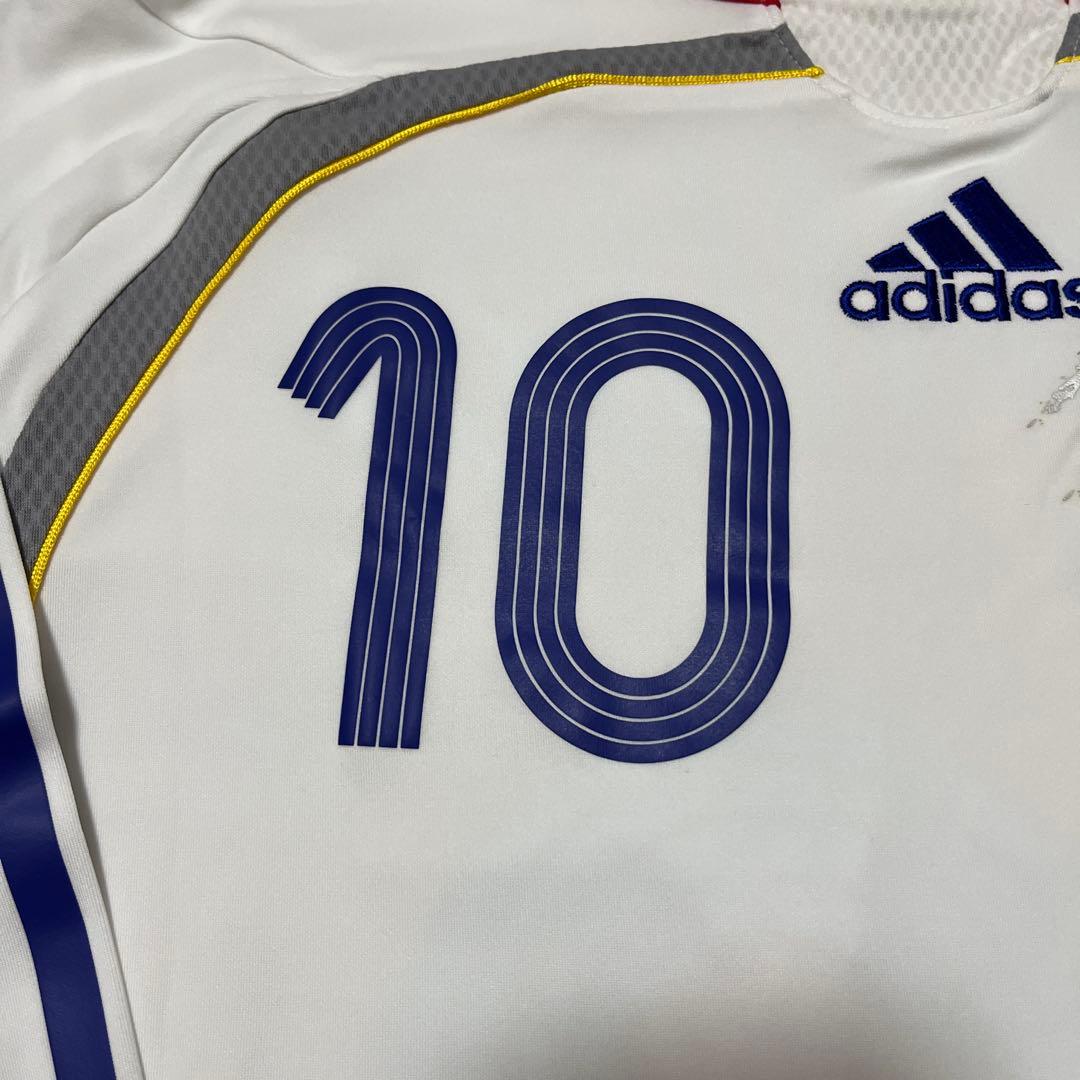 サッカー　日本代表　中村俊輔　選手　ユニフォーム