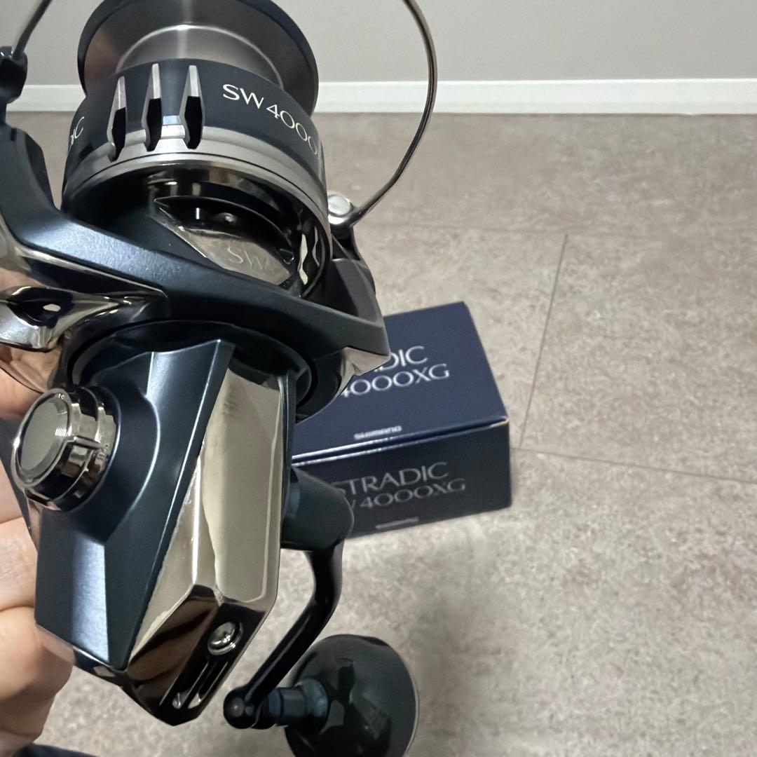 美品　シマノ 20 ストラディックSW 4000XG