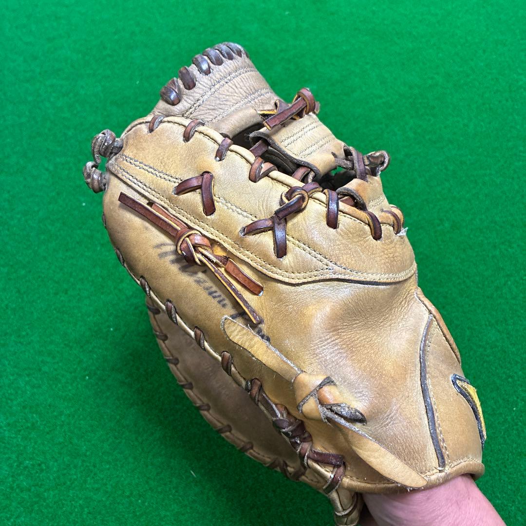 ミズノプロ硬式ファーストミット左利き用