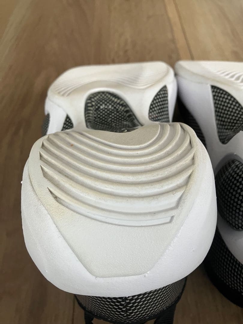【美品！】Nike エアズームフライト95 ブラック/ホワイト 27.0cm