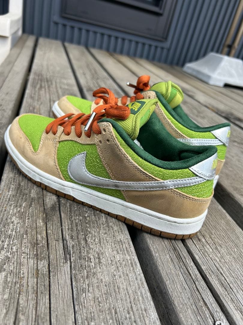 スケートボード NIKE SB dunk low