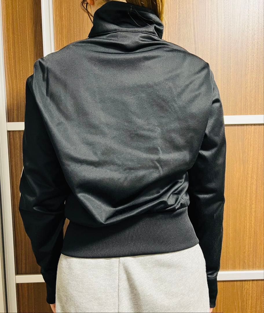 adidas トラックジャケット サイズS相当 黒 ✕ 白ストライプ
