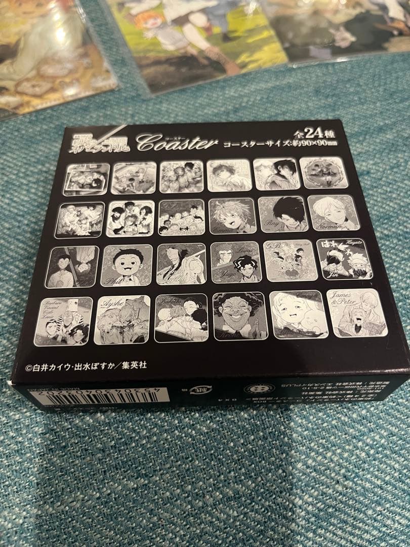 約束のネバーランド展　キャラクターグッズセット（アートブック・コースターなど）