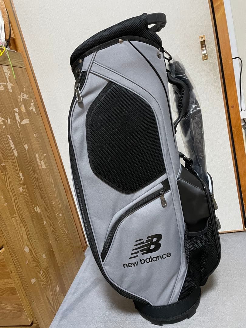 新品タグ付きニューバランス ゴルフバッグ