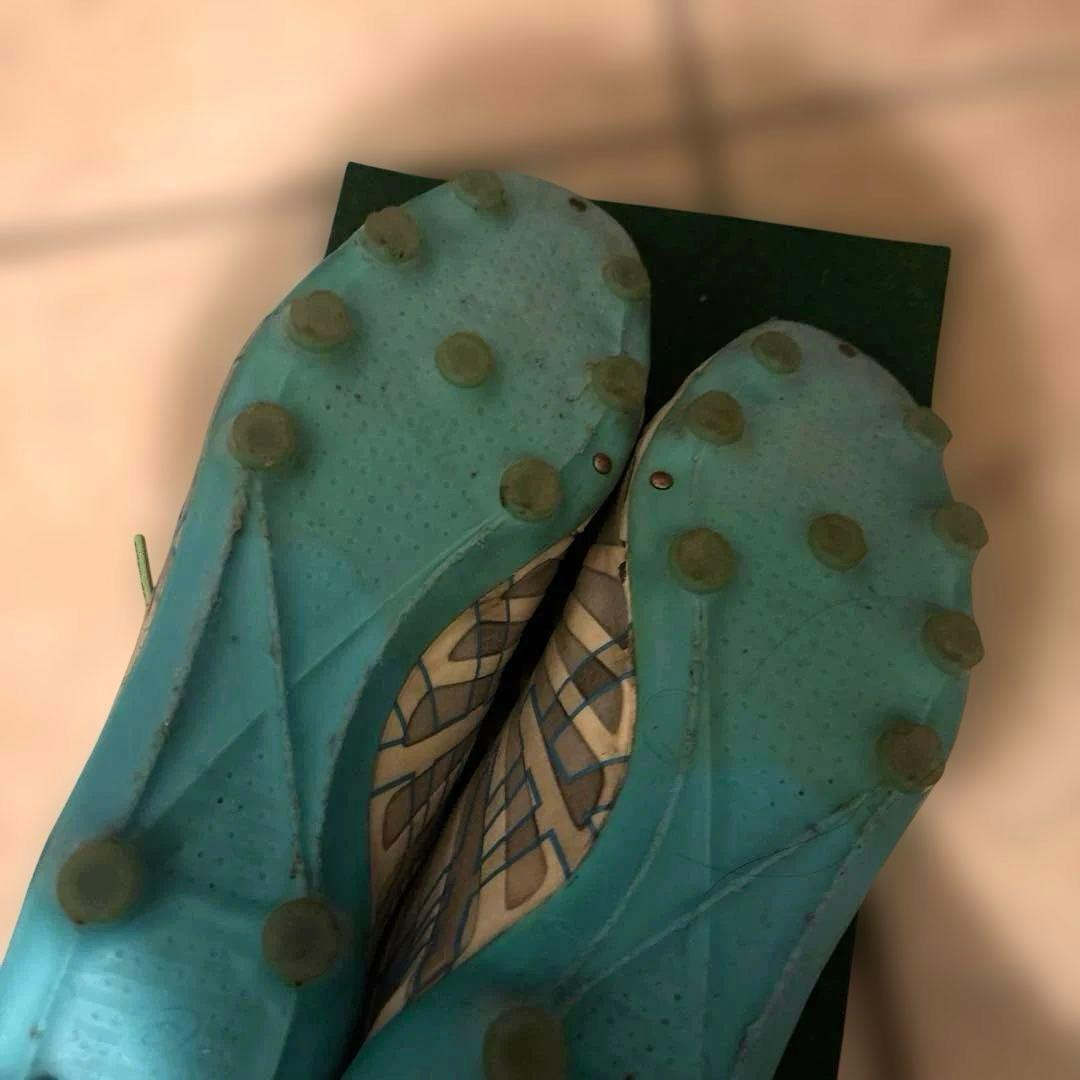 サッカースパイク　asics across fit 27.0