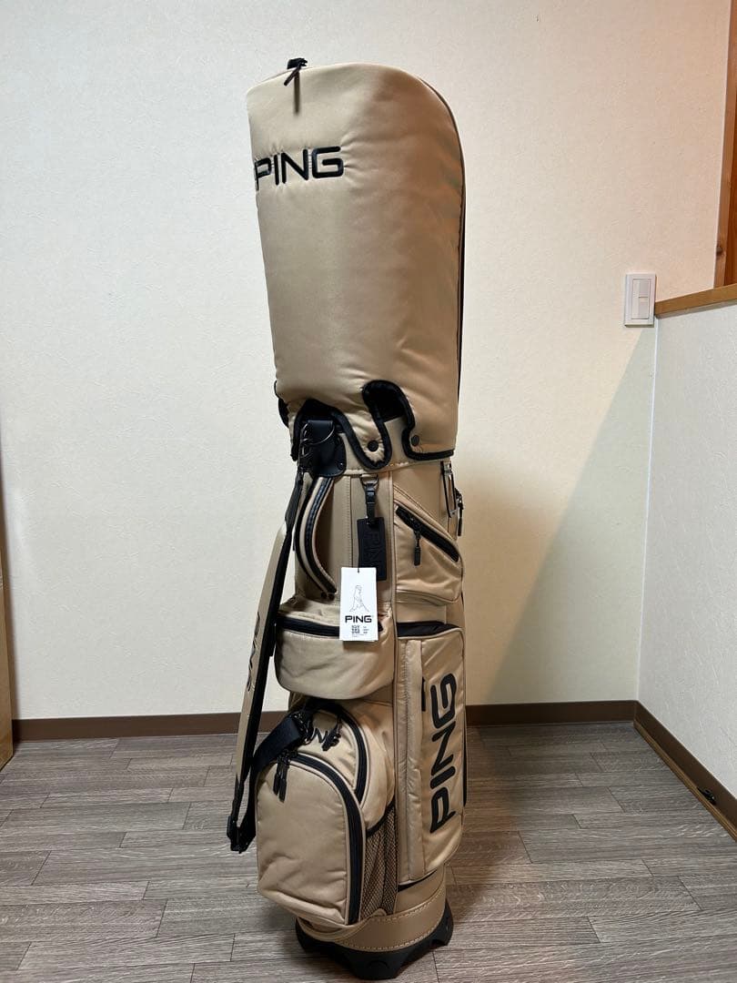 PING 自立式キャディバッグ　未使用品　10ポケットで収納力抜群！ベージュ
