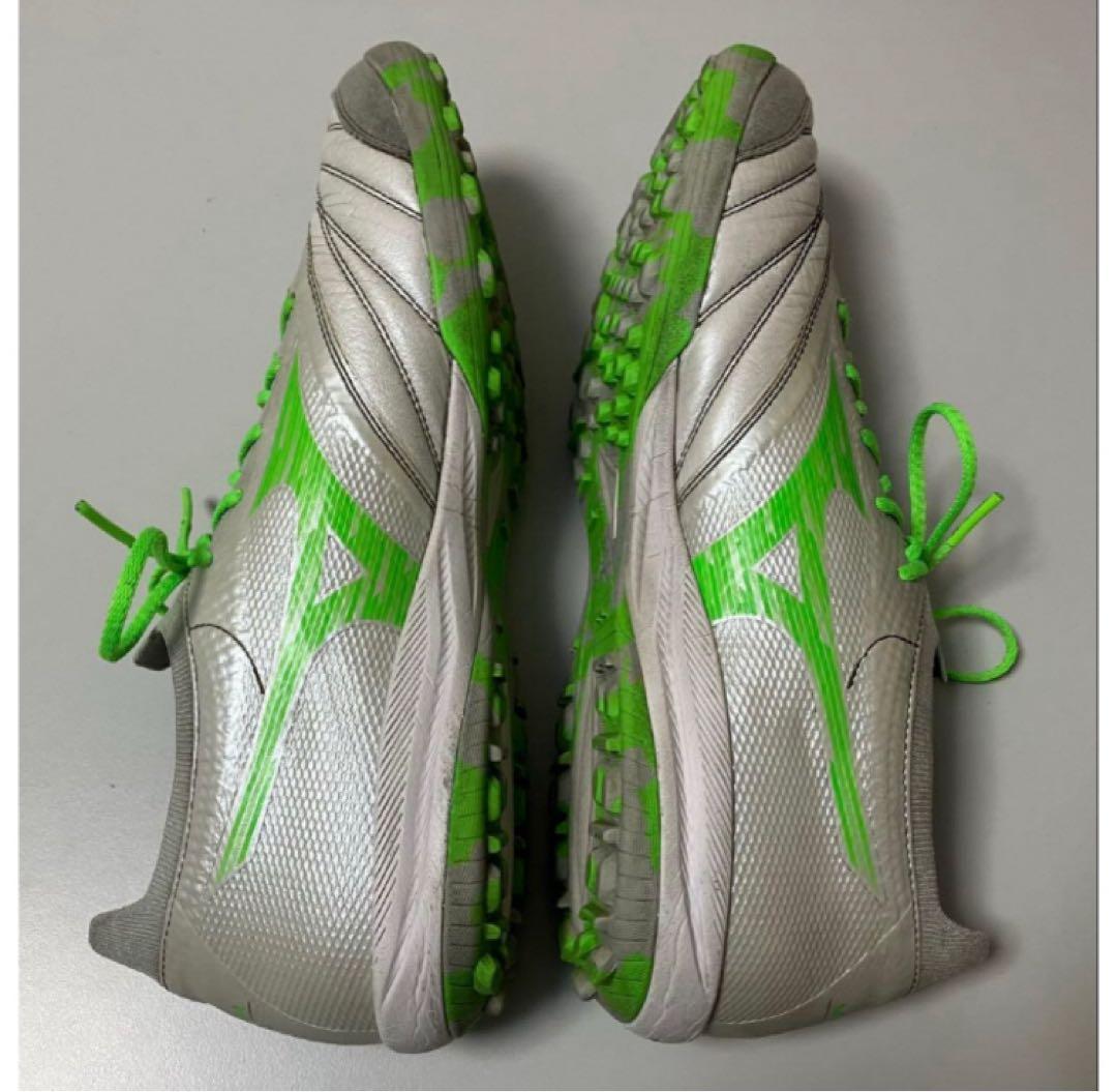 Mizuno Morelia Neo 4β ターフ