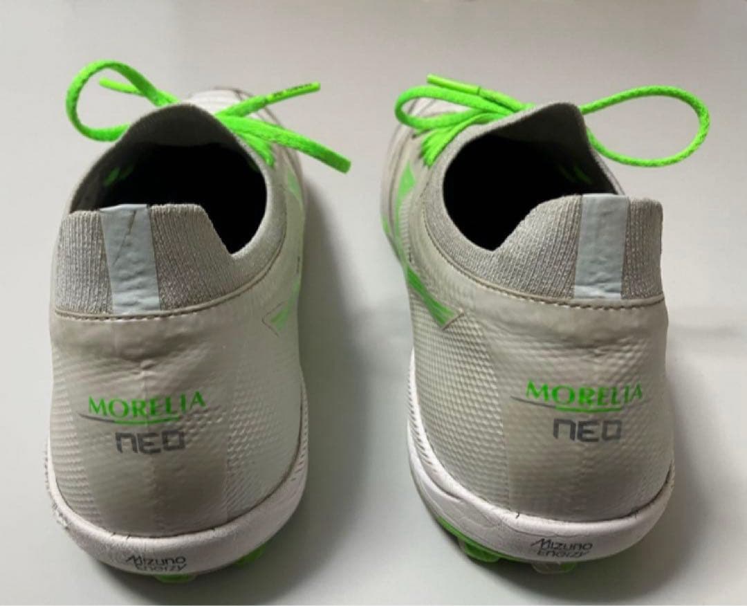 Mizuno Morelia Neo 4β ターフ