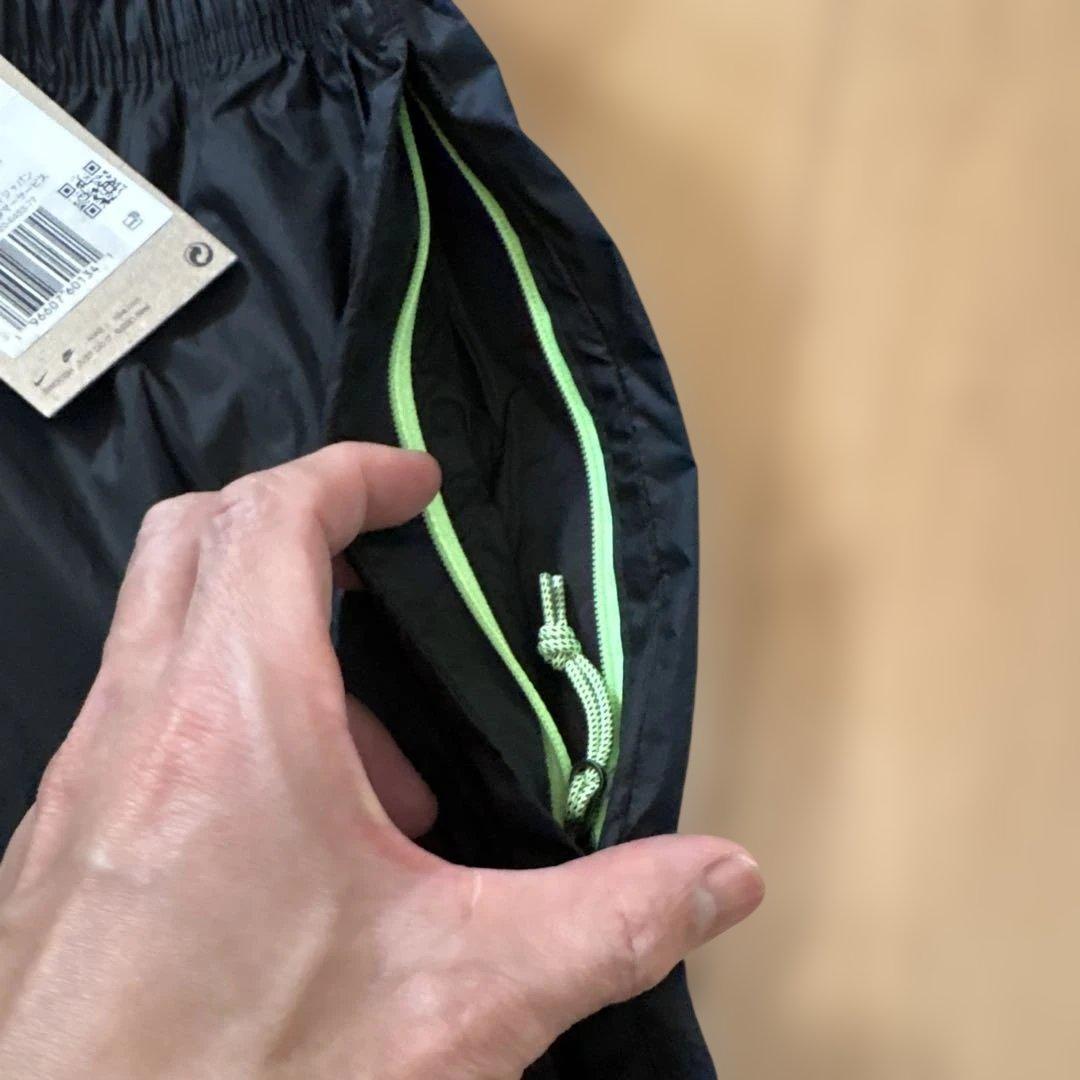 ★新品未使用★nike acg Nrg Cinder ウィンドシェルパンツ S