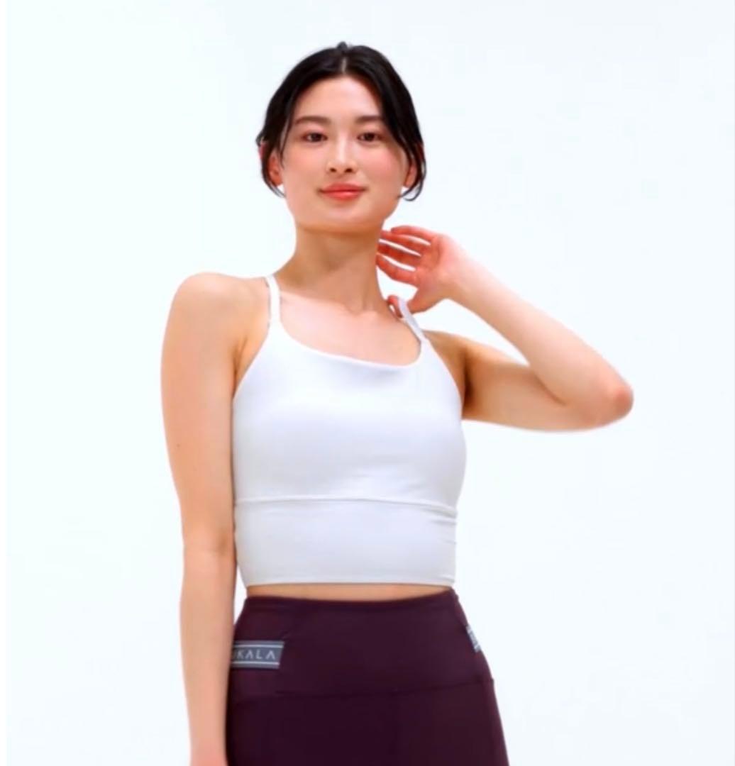 新品【SUKALA 】ストラップ付きタンクトップ ホワイト　Lサイズ　LAVA