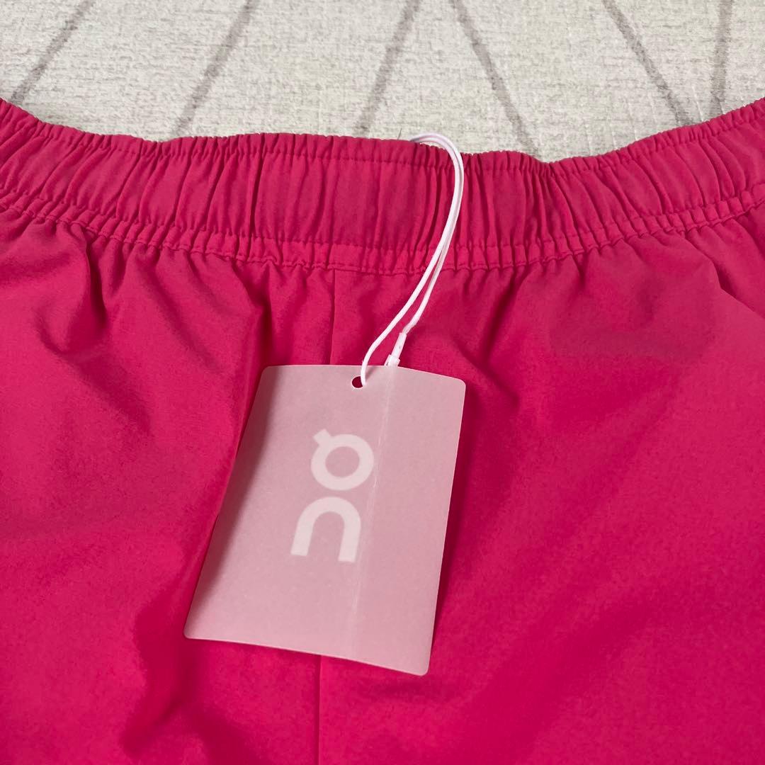 新品　On トレーニングパンツ　ランニングパンツ　ショートパンツ　ピンク　S