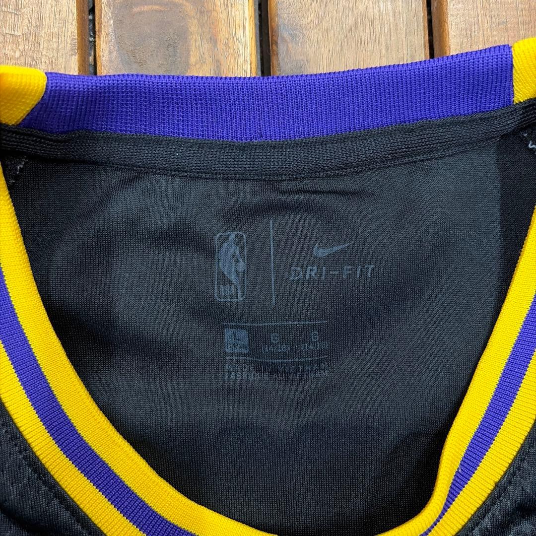 美品 NBA NIKE LAKERS KOBE BRYANT ユニフォーム