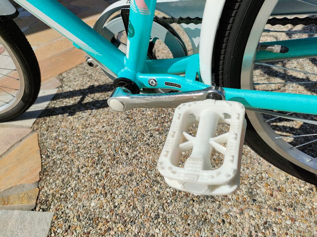 ジュニア自転車 あさひ　ガールズラボ　24インチ　ミントグリーン