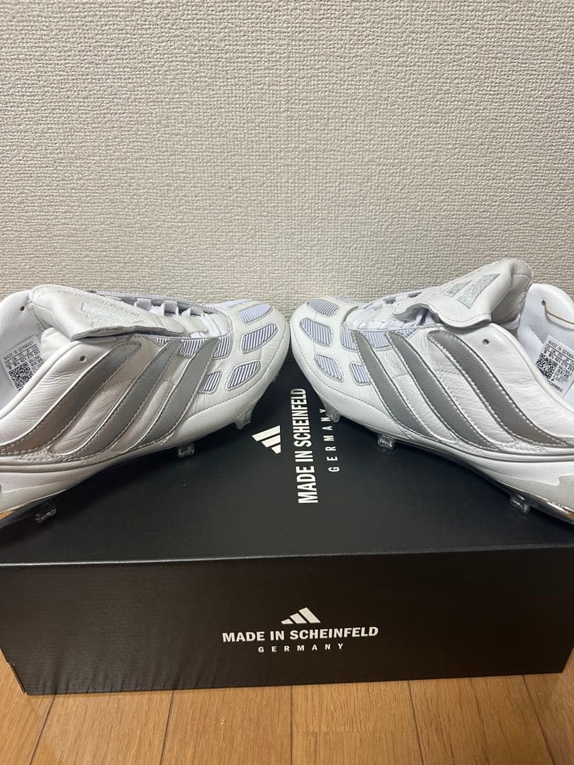 【最終値下げ】adidas プレデター　プレシジョン　fg　27.0cm
