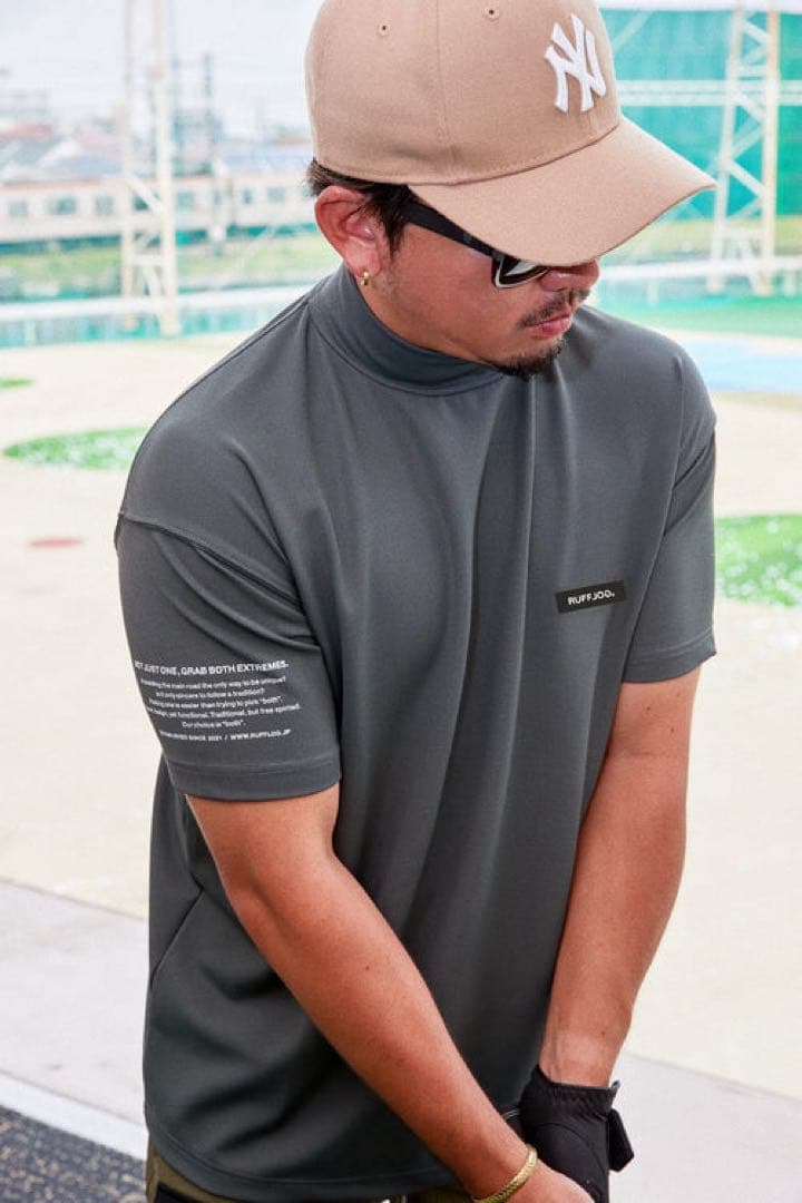 RUFFLOG MOCK NECK TEE サイズM グレー