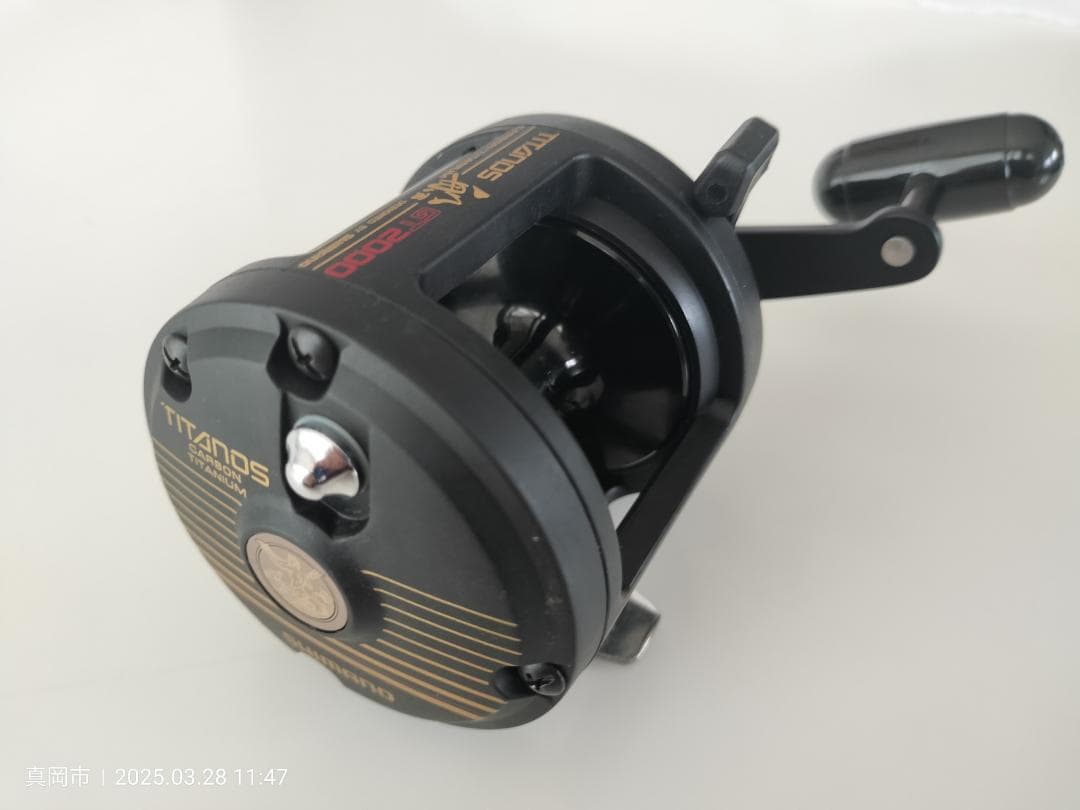 【美品】シマノ チタノス船 GT2000