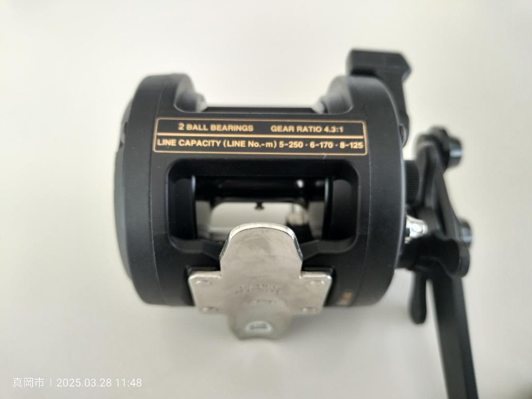 【美品】シマノ チタノス船 GT2000
