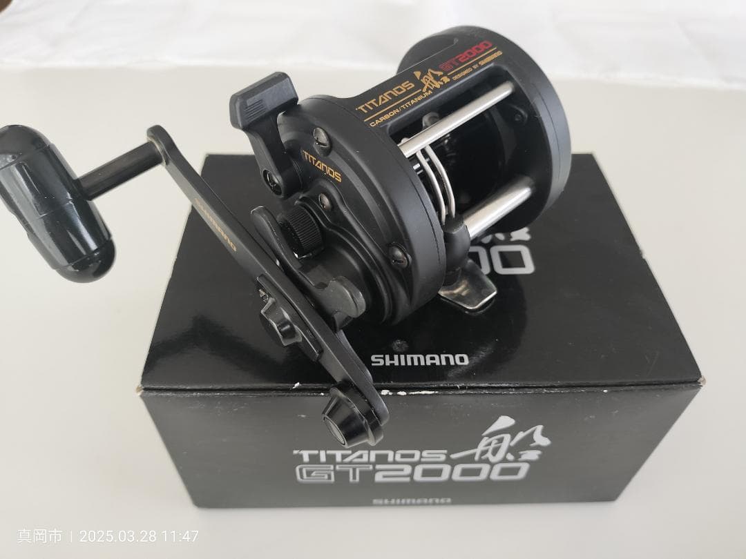 【美品】シマノ チタノス船 GT2000