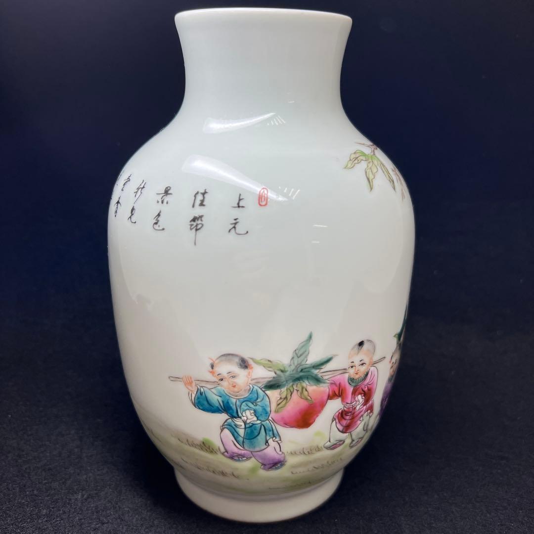 専用　中国美術　粉彩唐子人物画花瓶　高さ約20.5㎝　東Y8-0312⑧タルオル