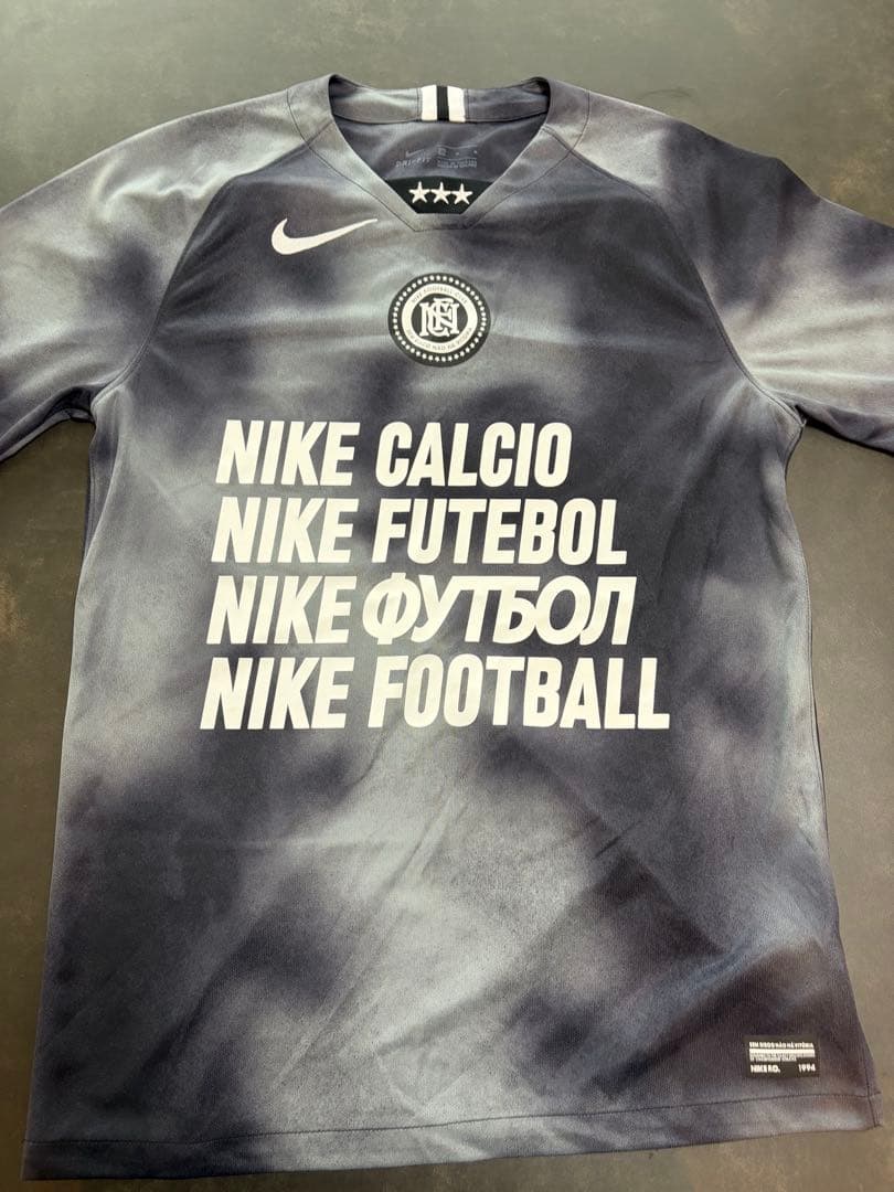 Nike スポーツシャツ ダークグレー