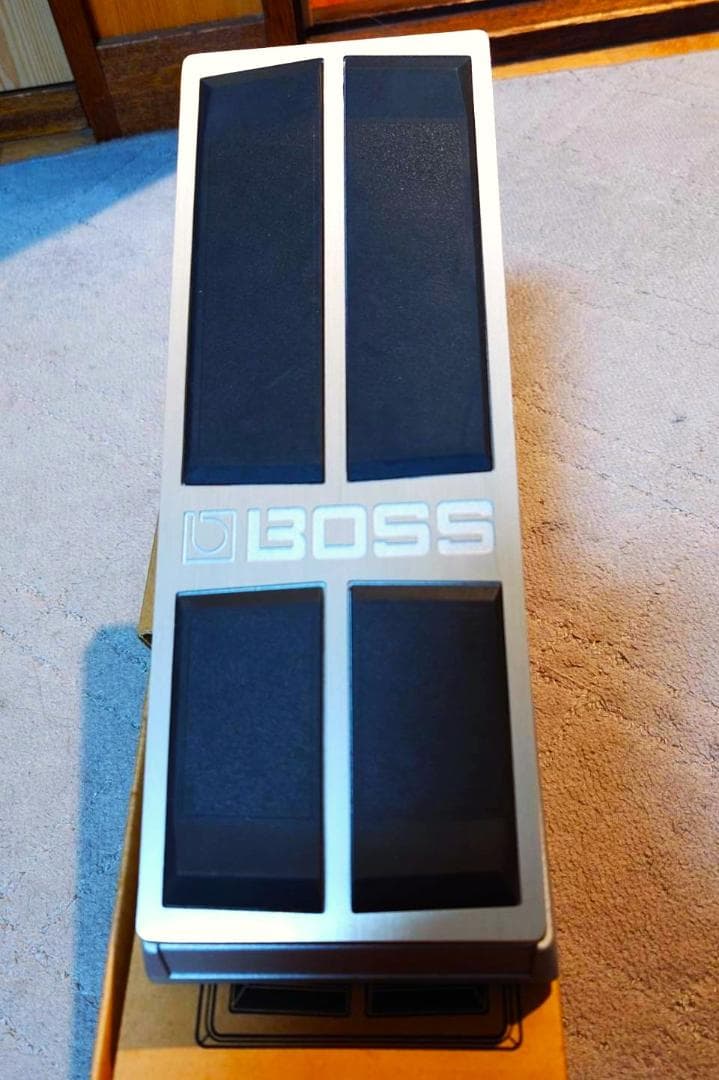 【美品】BOSS FV-500L ボリュームペダル 動作確認済