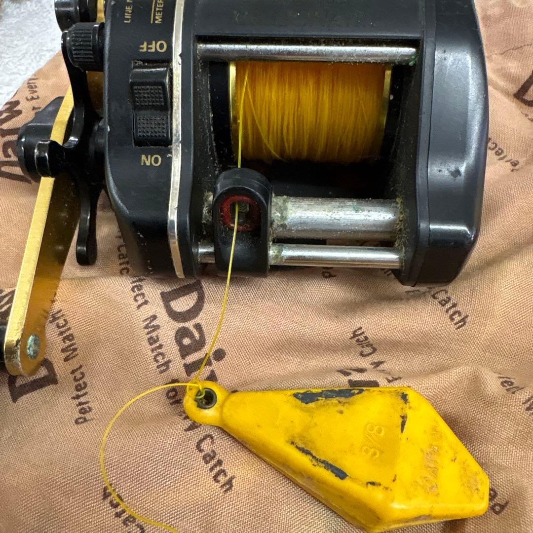 DAIWAミリオネア RYOBI カーボウィン1000 リール2点セット釣り用品
