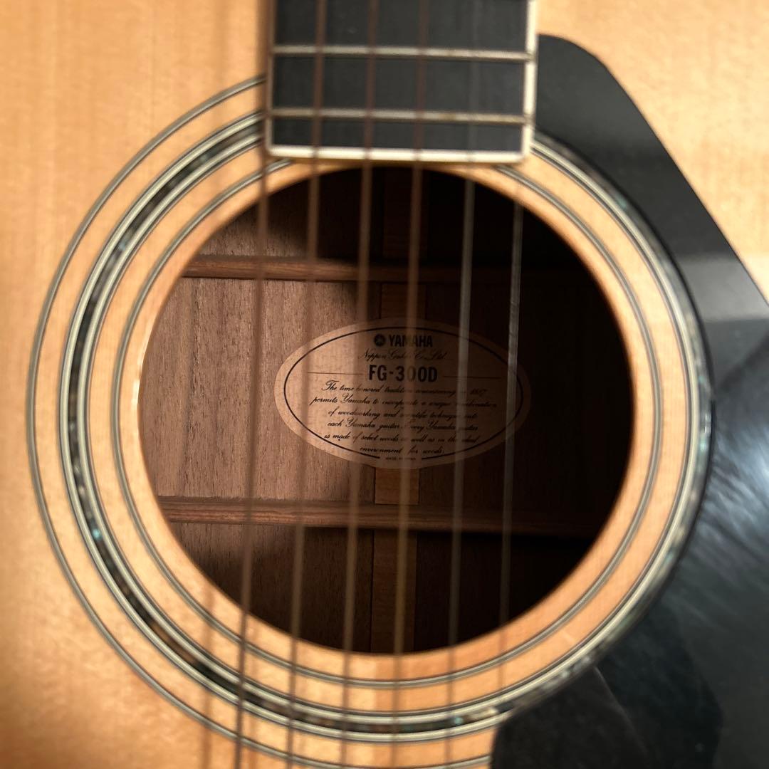 YAMAHA アコースティックギター　FG-300D