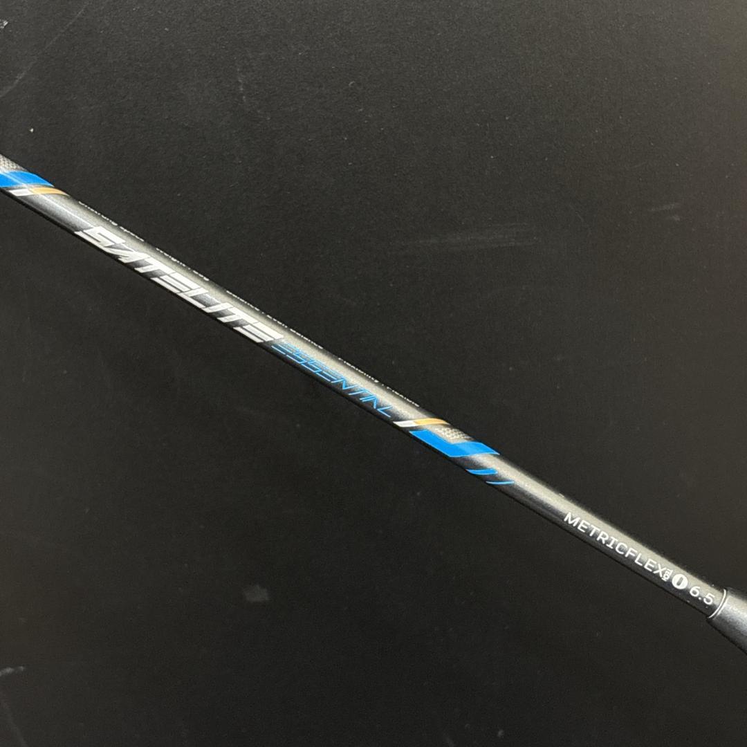 BabolaT　SATELITE　ESSENTIAL　バトミントンラケット