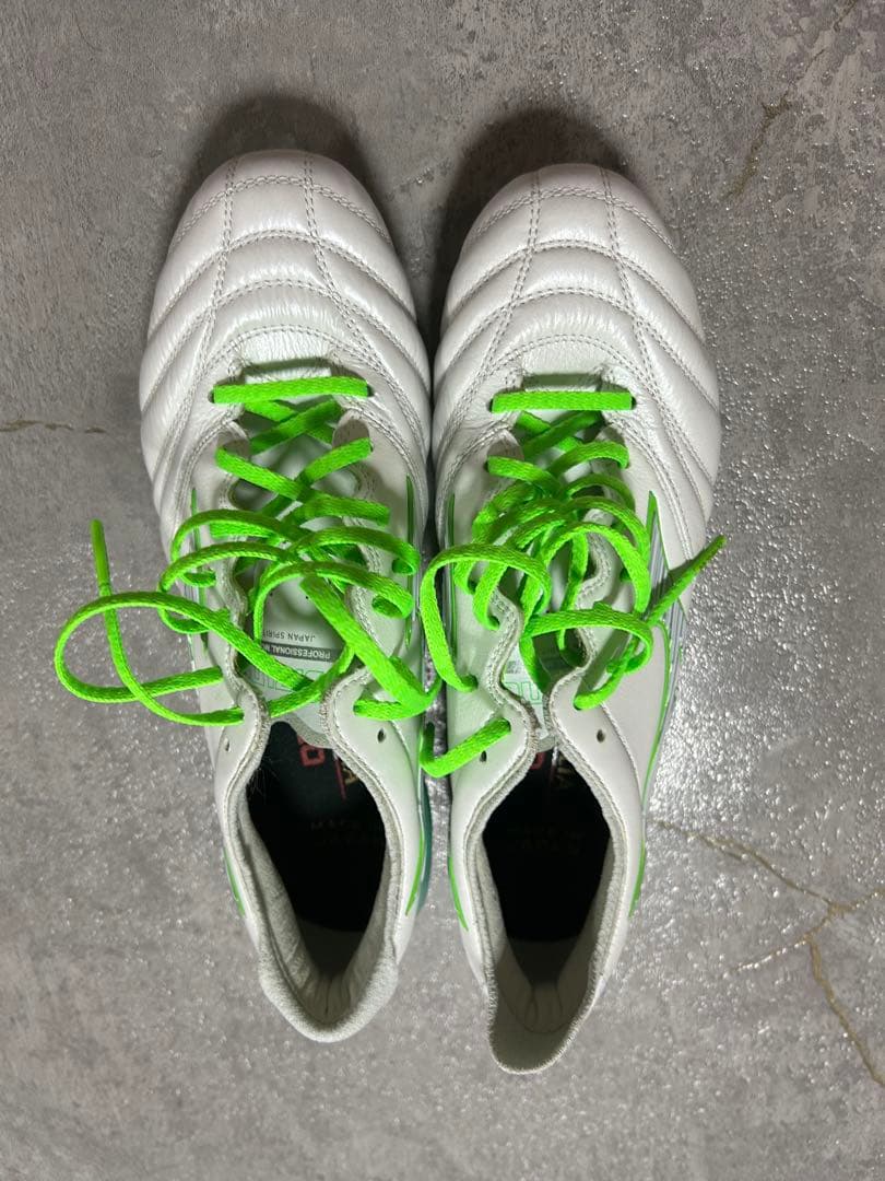 Mizuno サッカーシューズ ホワイト/グリーン