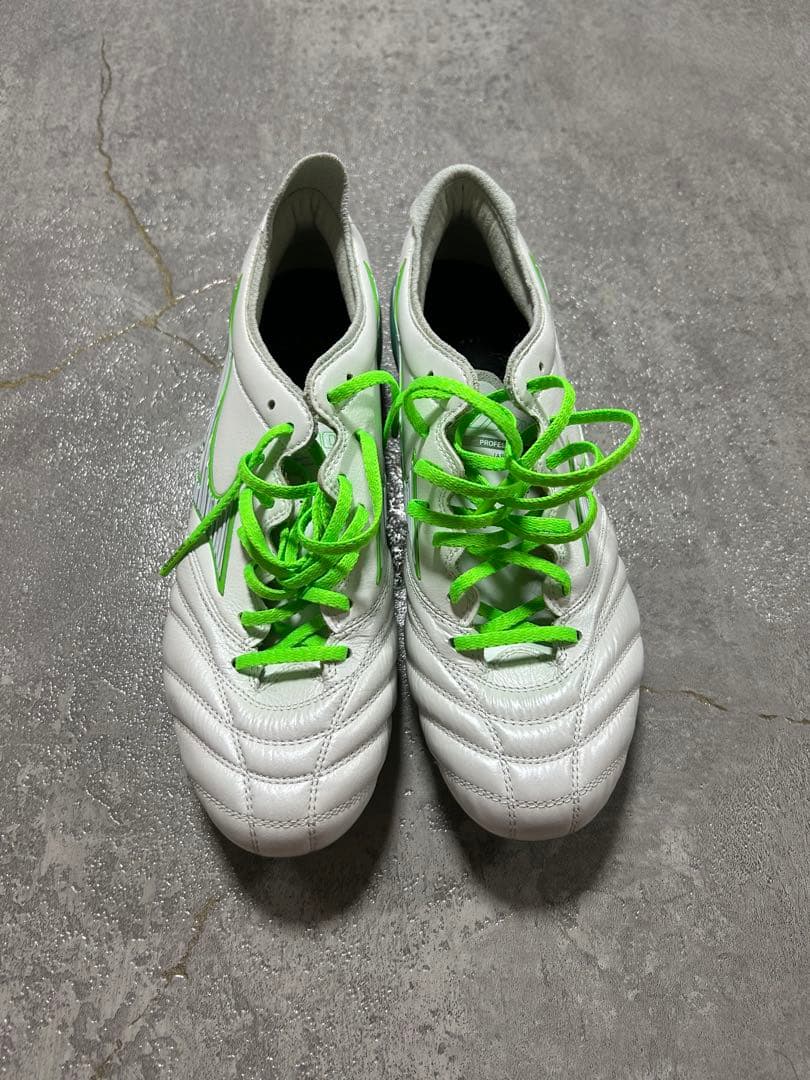 Mizuno サッカーシューズ ホワイト/グリーン