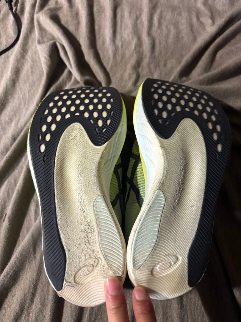 ASICS メタスピードスカイプラス　25.5cm