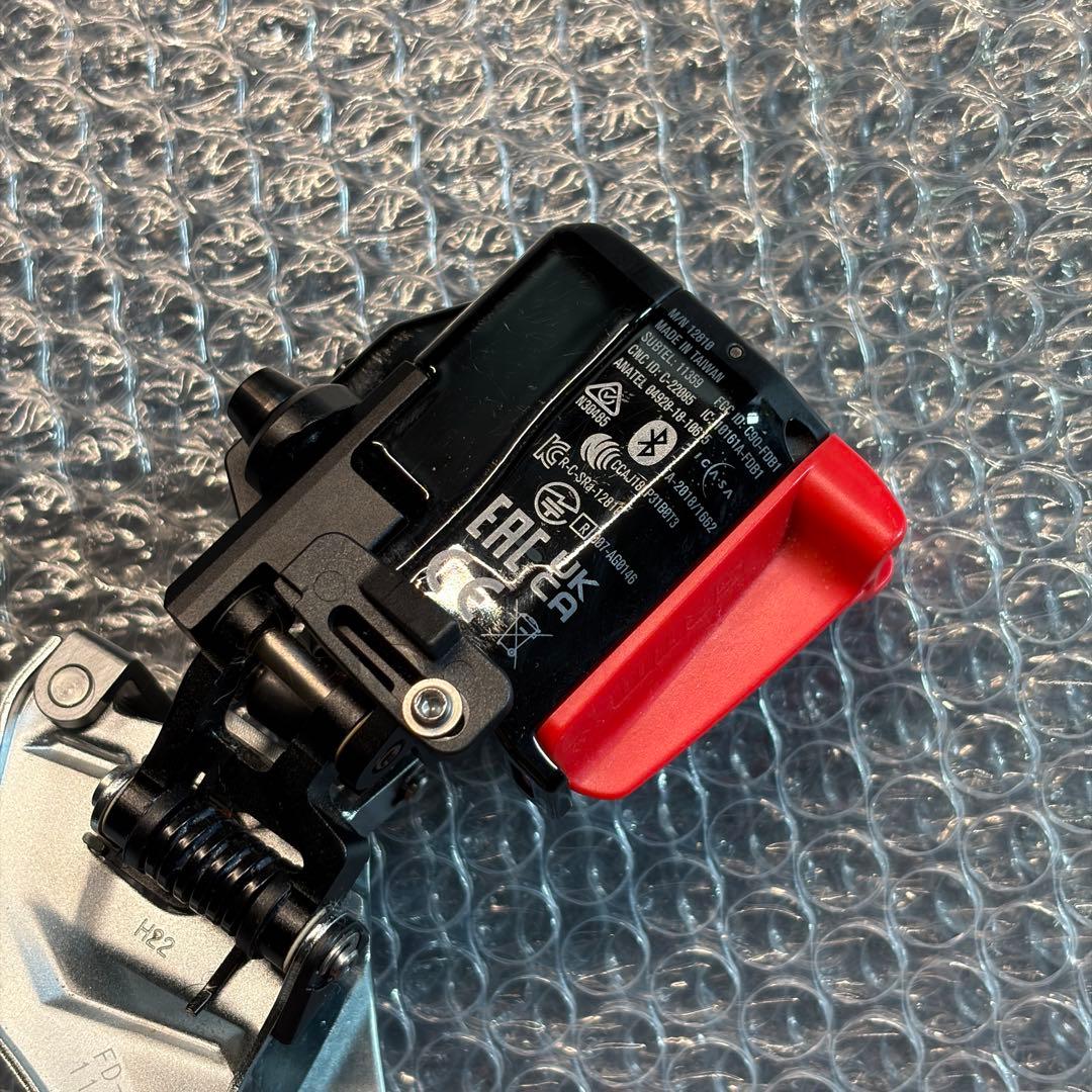SRAM RED eTap AXS フロントディレイラー　FD