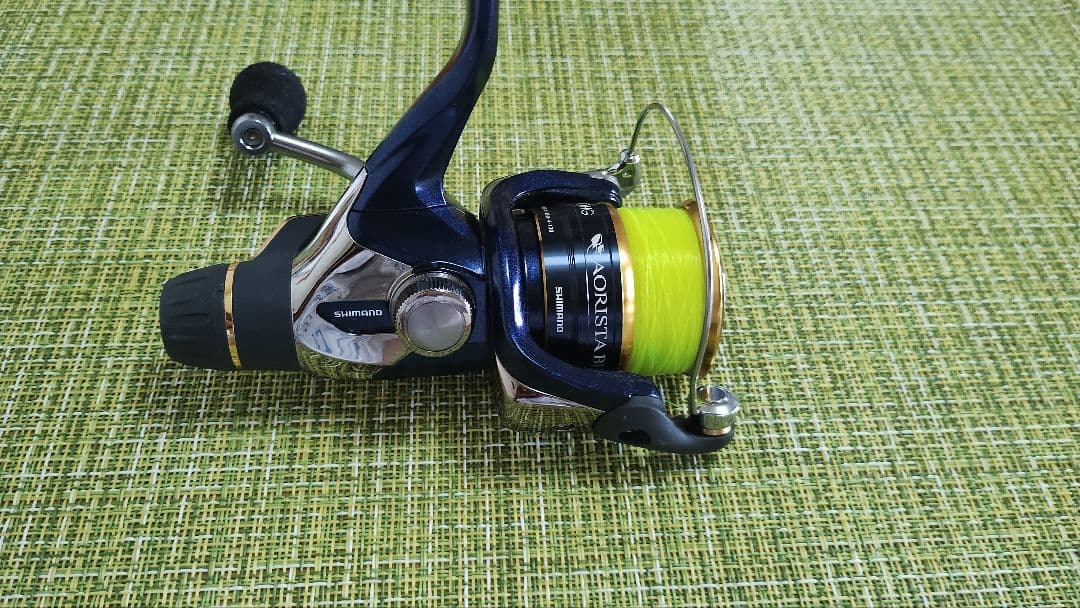13シマノ アオリスタBB　C3000HGとダイワ アオリトライアル3000BR