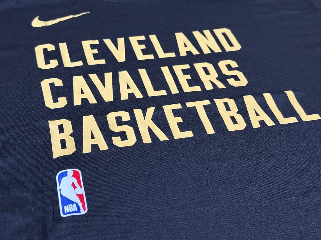 キャバリアーズNIKE NBA24シーズン選手支給品プラクティスTシャツLサイズ