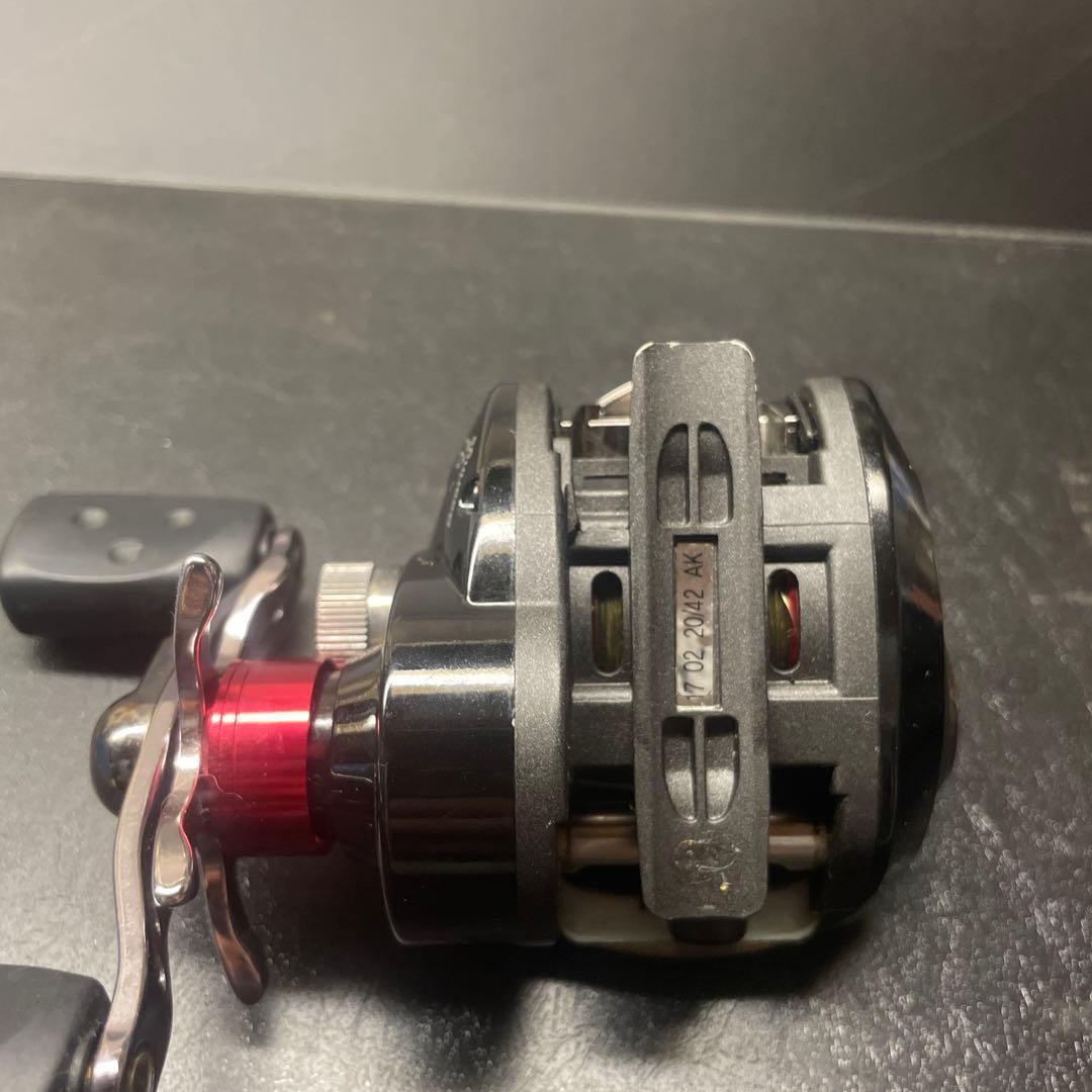 美品　アブガルシア　REVO SX KTF 左ハンドル　替えスプール付き　レボ