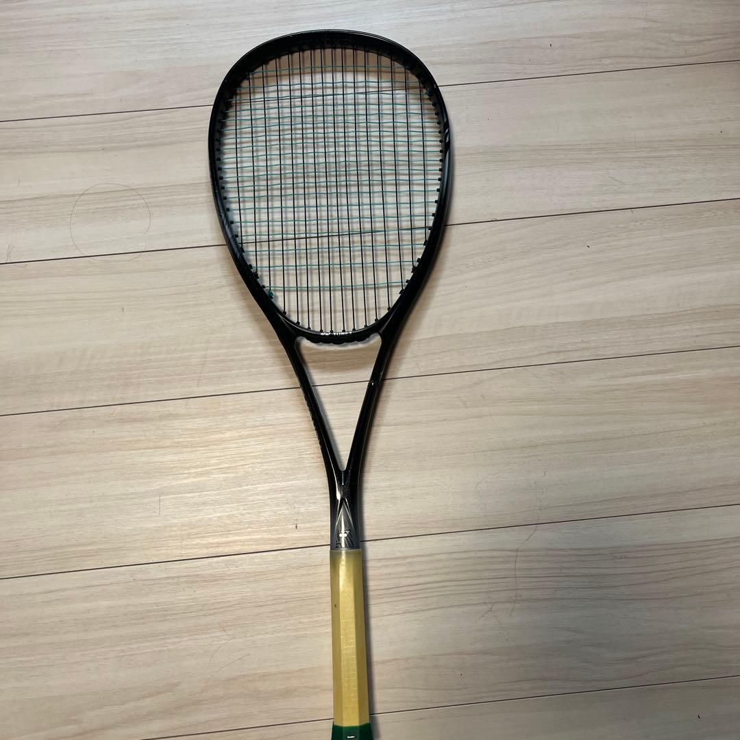 YONEX M40 Voltrage 8V軟式テニスラケット