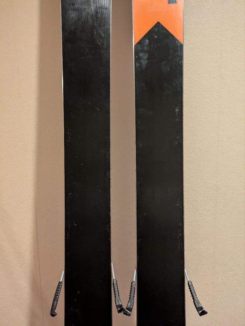 4FRNT DEVASTATOR 184cm スキー板、ストックセット