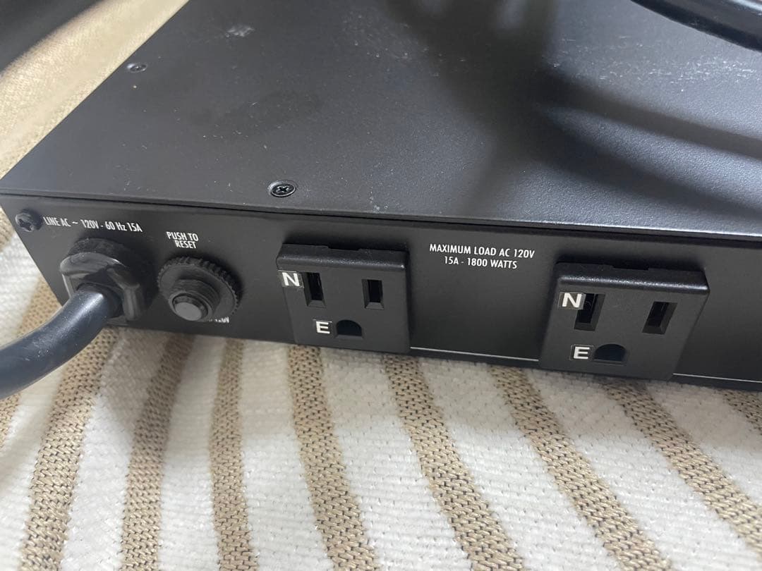 FURMAN PL-8C 1Uラックマウント電源タップ