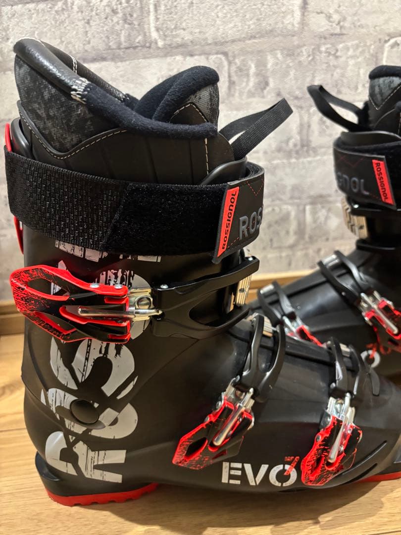 専用　美品 ROSSIGNOL ロシニョール EVO70 スキーブーツ