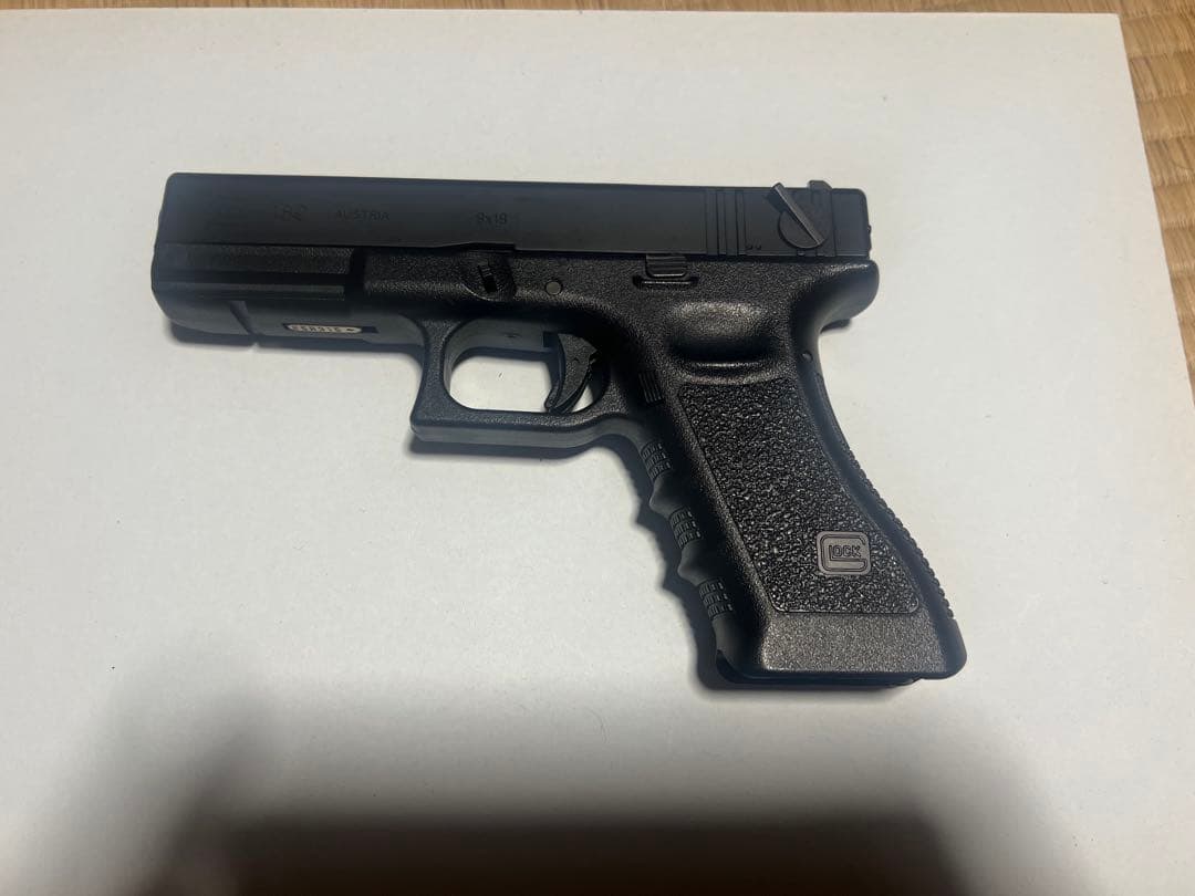 東京マルイ　ガスブローバックGLOCK18C