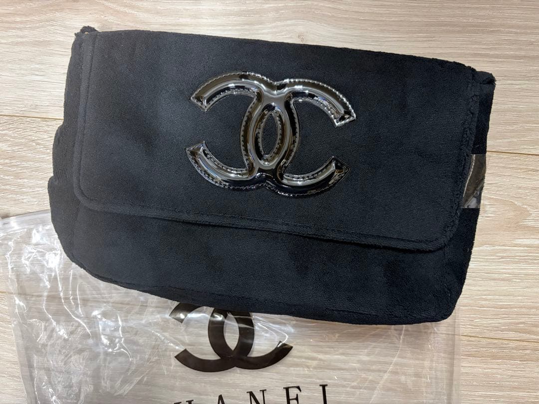k*様 CHANEL シャネル ミニバッグ ポーチ ブラック×ブラックロゴ チェ