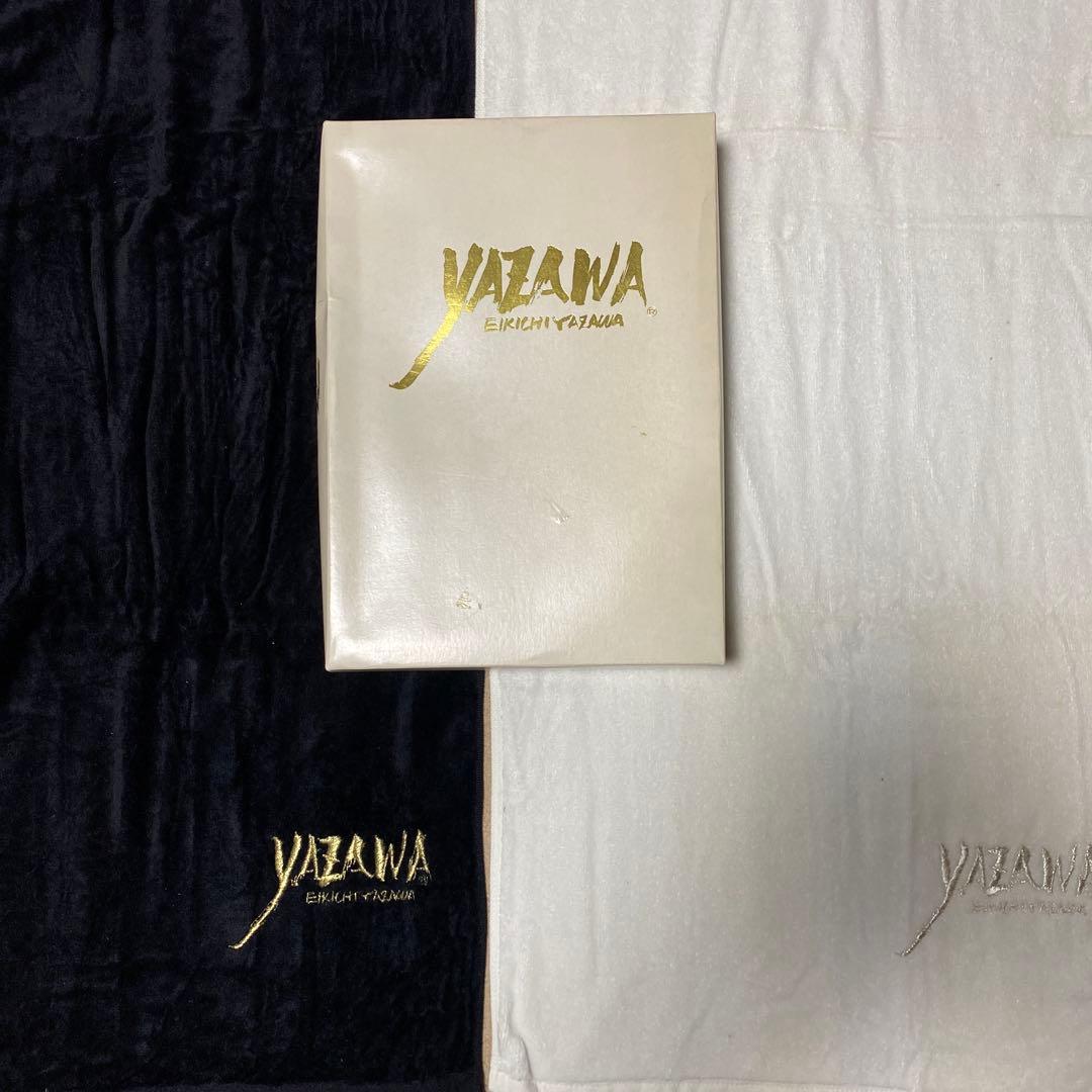 希少yazawa刺繍フデロゴスポーツタオルブラック、ゴールド/ホワイト、シルバー