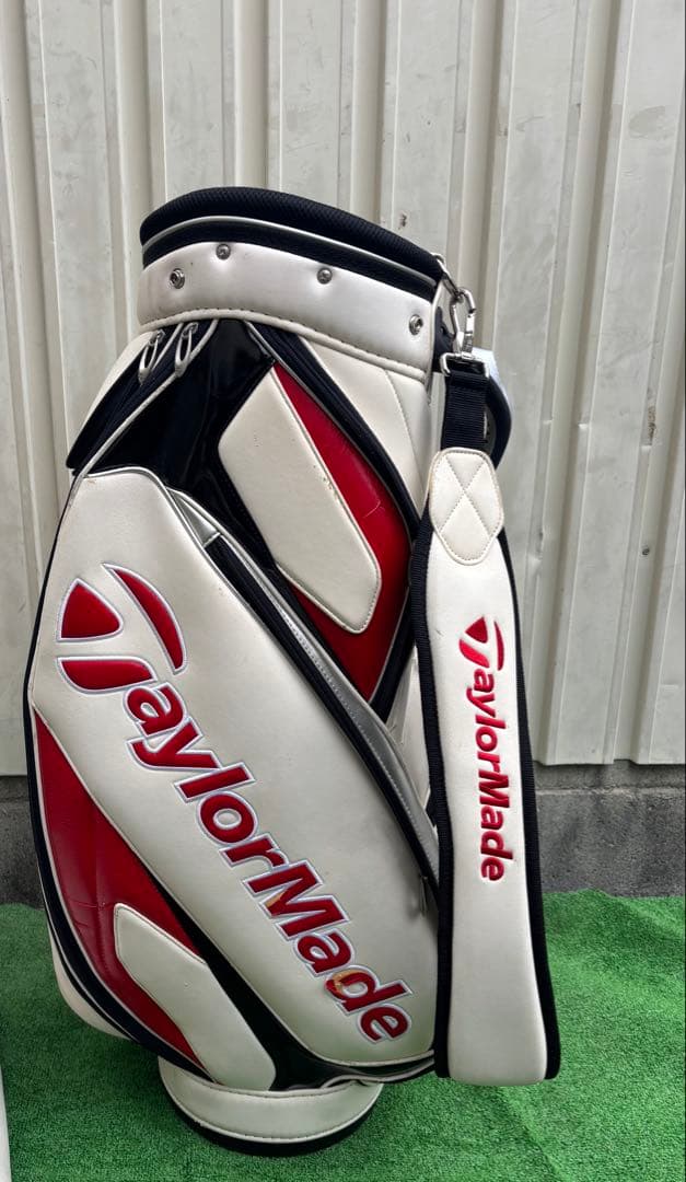 TaylorMade キャディバッグ ホワイト/レッド