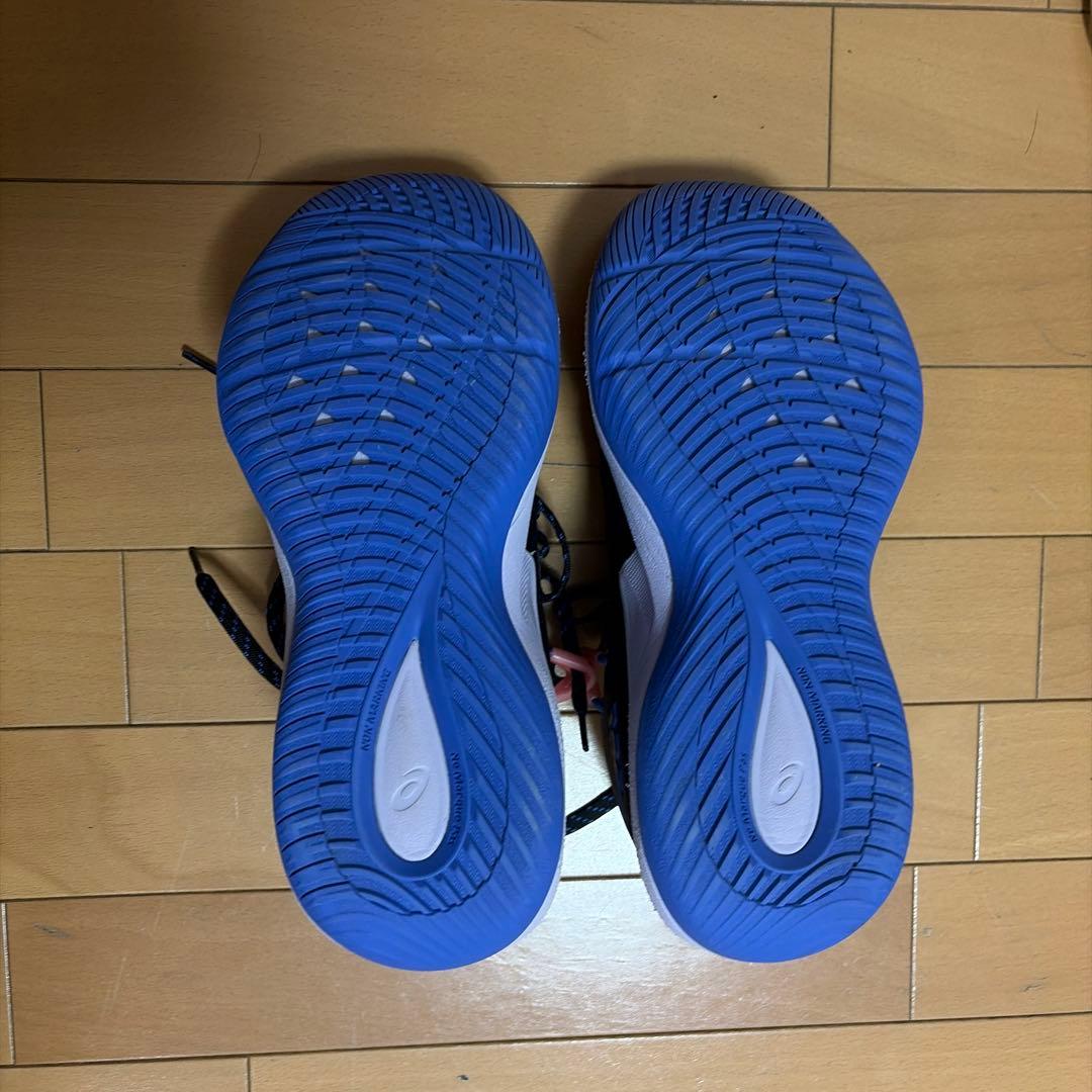 シューズ(男性用) NOVA SURGE LOW 2