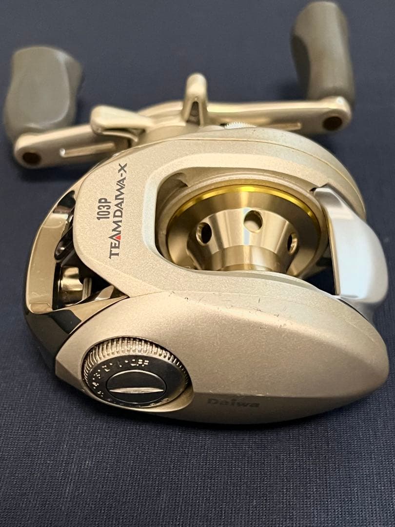 TEAM DAIWA X 103P ベイトリール　ダイワ　TD-X付属品なし