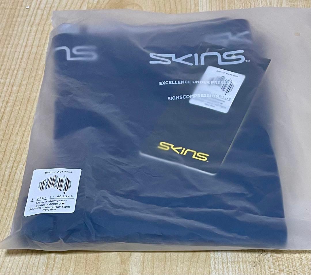 Skins series 1 ハーフタイツ　M サイズ　新品