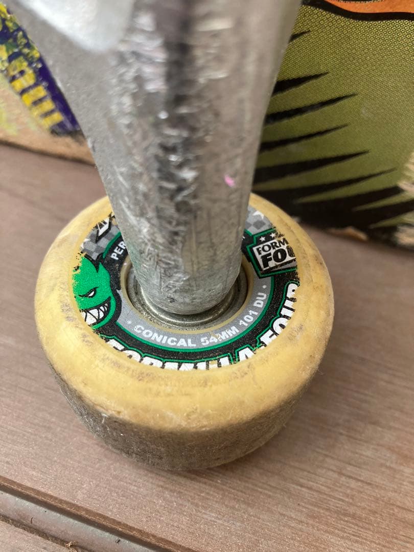 サンタクルーズ　スケートボード