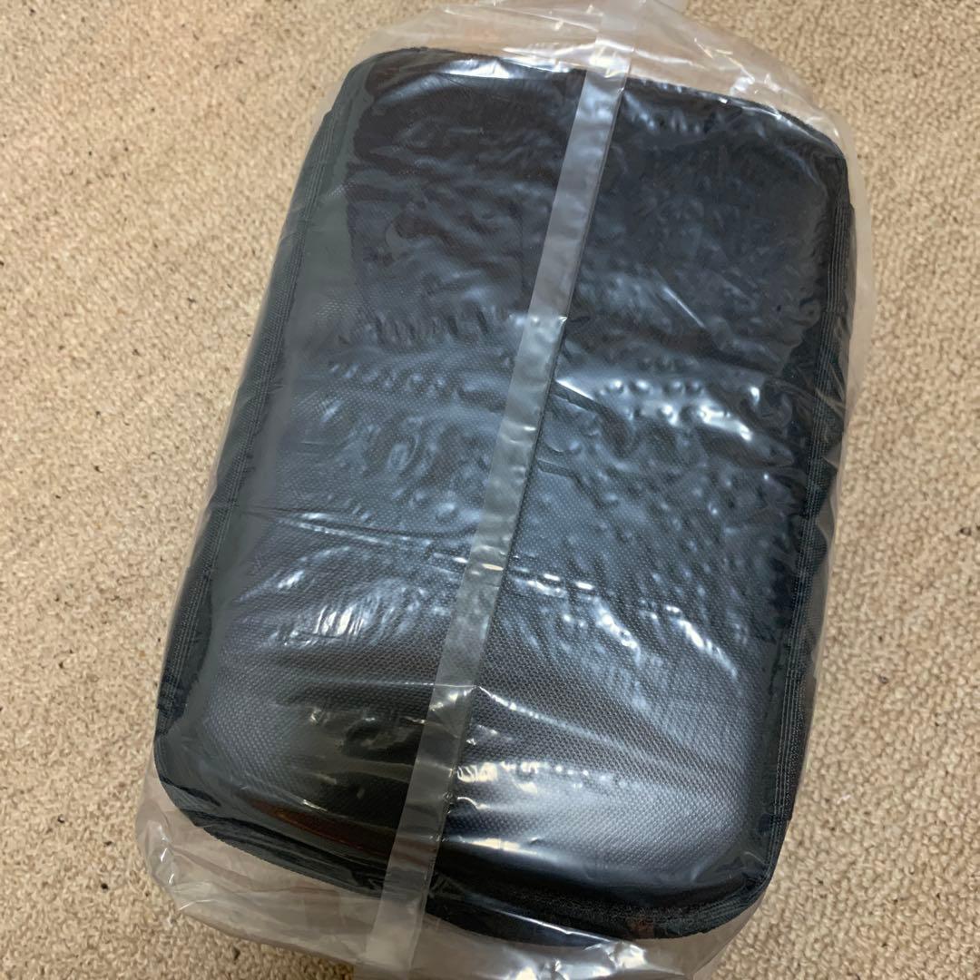 美品❗️ブラック⭐️CLUBHAUS保冷バッグ クーラーボックス⭐️