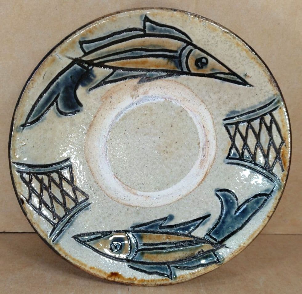 【本物保証】金城次郎 魚文皿 共箱 栞 壷屋焼 人間国宝 美品 w15cm超